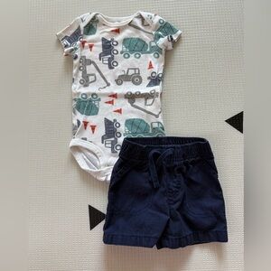 Carter’s|Baby boy outfit,truck tractor print (novelty) bodysuit & shorts•••